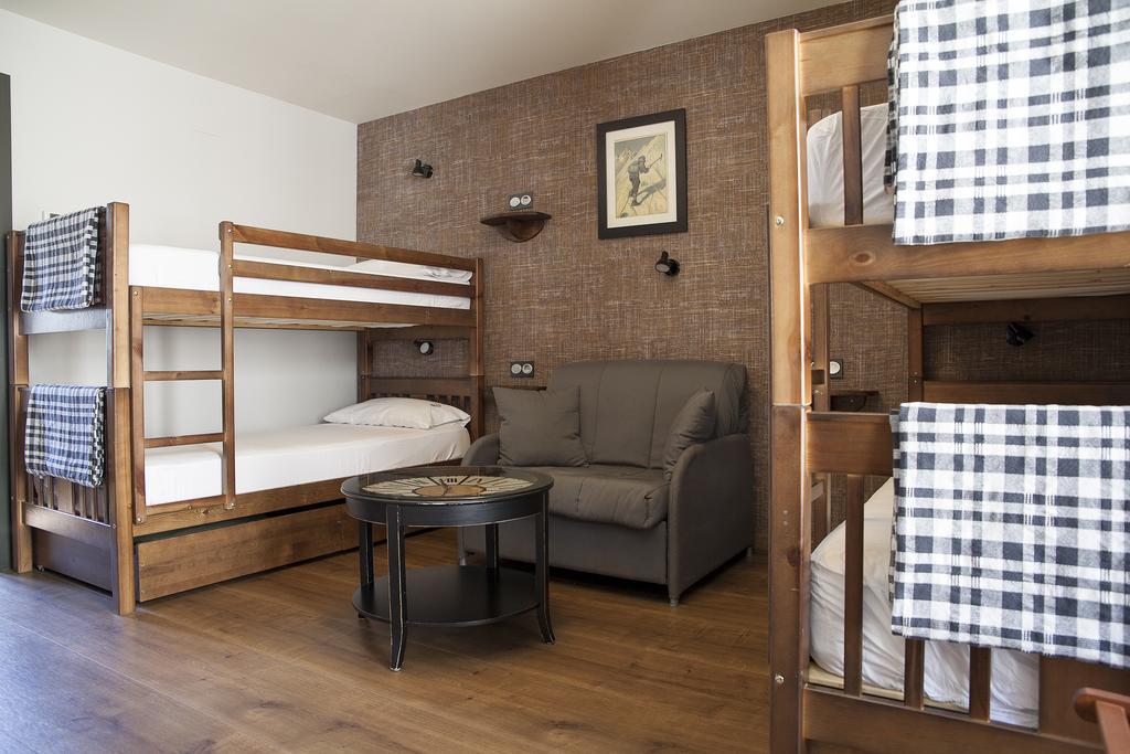 Hostel-Albergue Monte Perdido Торла Экстерьер фото