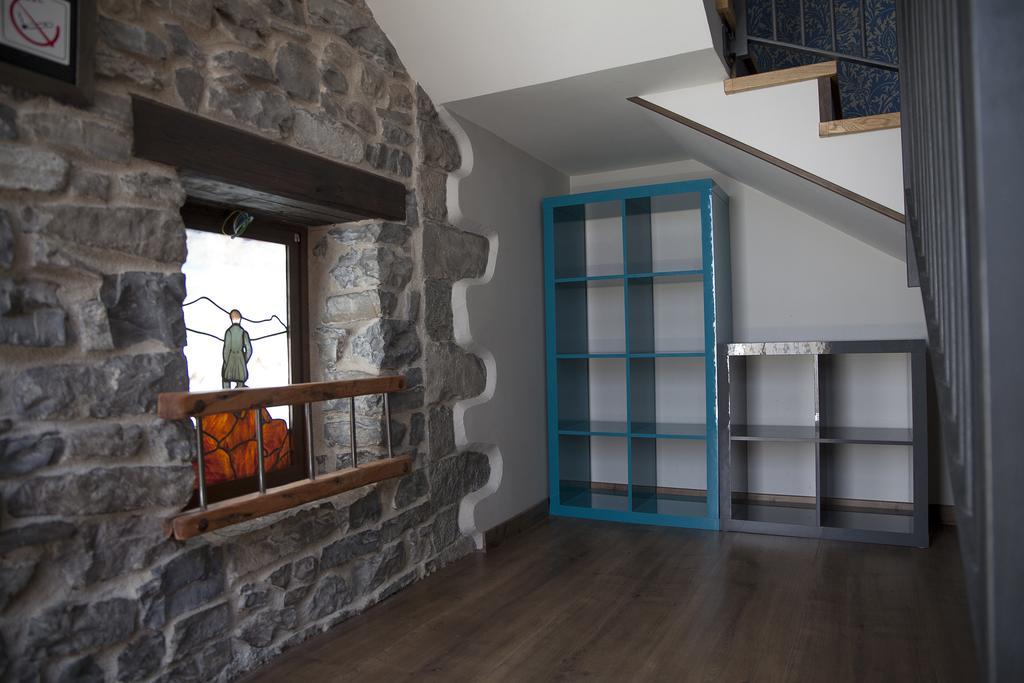 Hostel-Albergue Monte Perdido Торла Экстерьер фото