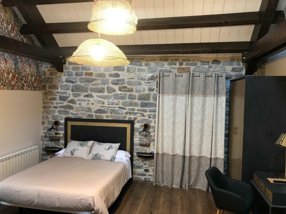 Hostel-Albergue Monte Perdido Торла Экстерьер фото