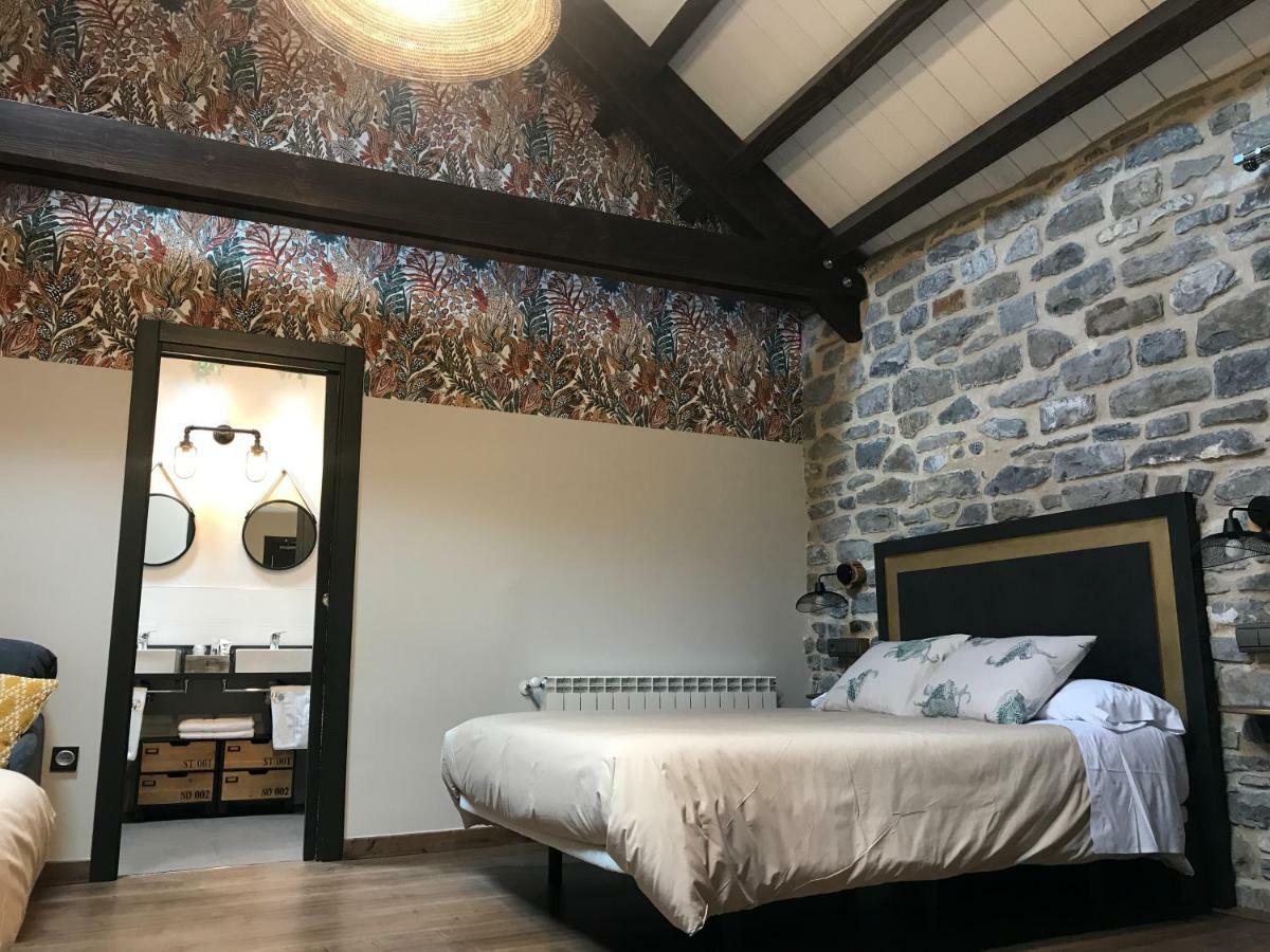 Hostel-Albergue Monte Perdido Торла Экстерьер фото